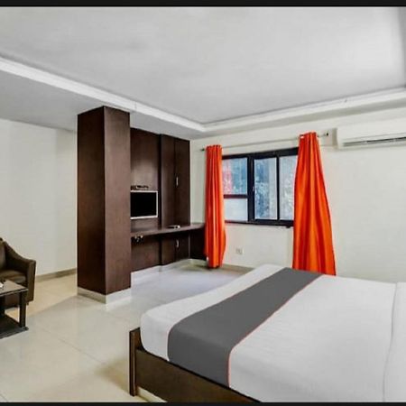Aerocity Hotel Jindal Palace Delhi- A Well Hygiene Property"All Staff Vaccinated " ニューデリー エクステリア 写真