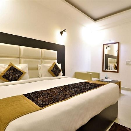 Aerocity Hotel Jindal Palace Delhi- A Well Hygiene Property"All Staff Vaccinated " ニューデリー エクステリア 写真