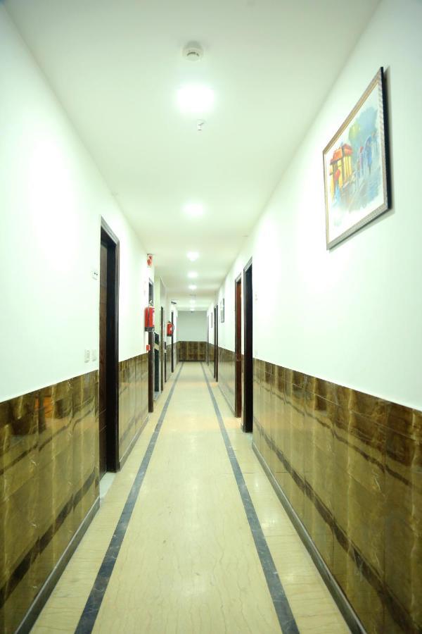 Aerocity Hotel Jindal Palace Delhi- A Well Hygiene Property"All Staff Vaccinated " ニューデリー エクステリア 写真